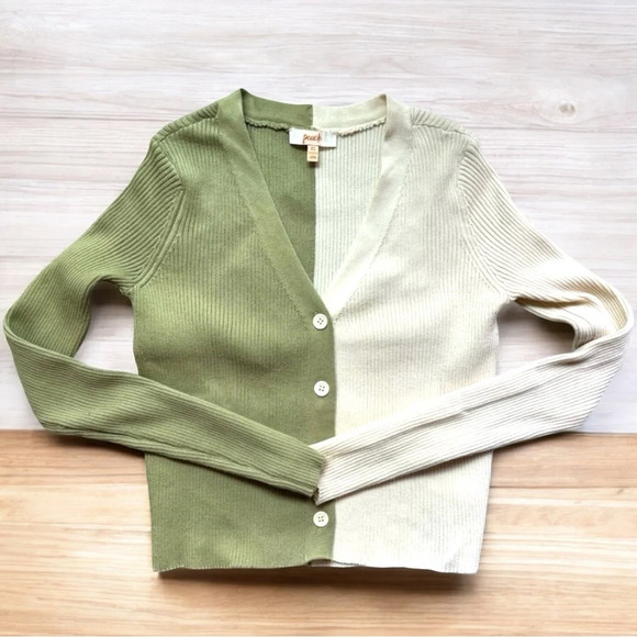 PEACH Two Tone Lightweight Olive Green & Cream Long Sleeve Cropped Sweater - XS - Picture 5 of 10
